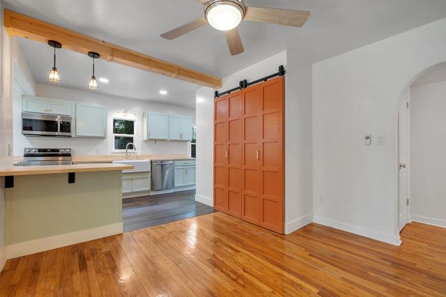 1310 E 7Th Avenue, Tallahassee, FL 32303