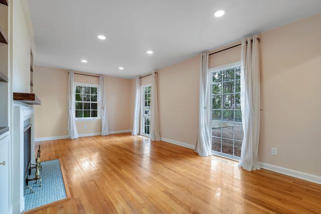 1310 E 7Th Avenue, Tallahassee, FL 32303