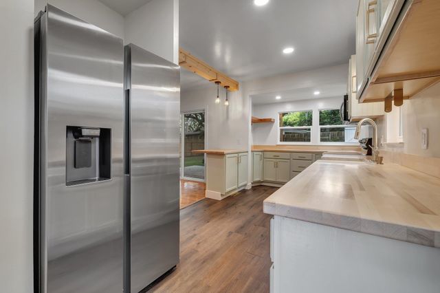1310 E 7Th Avenue, Tallahassee, FL 32303