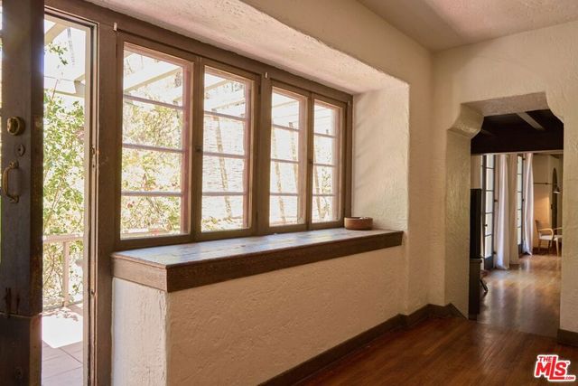 8012 Lark Lane, Los Angeles, CA 90046
