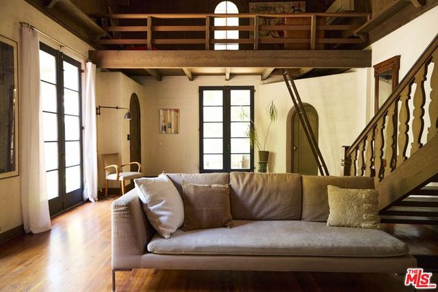 8012 Lark Lane, Los Angeles, CA 90046