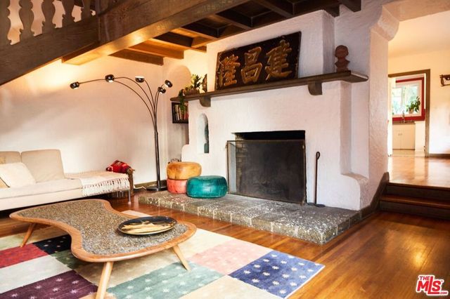 8012 Lark Lane, Los Angeles, CA 90046