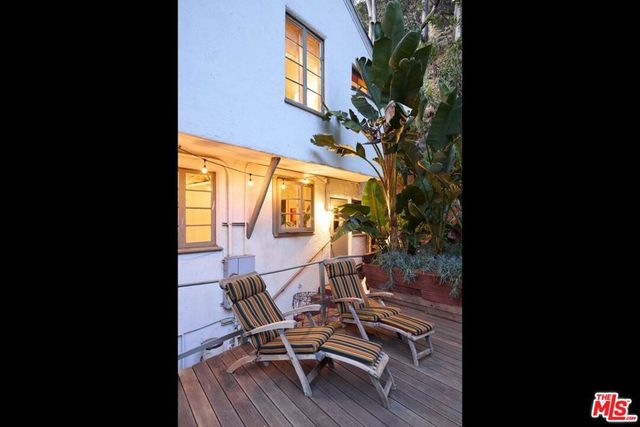 8012 Lark Lane, Los Angeles, CA 90046