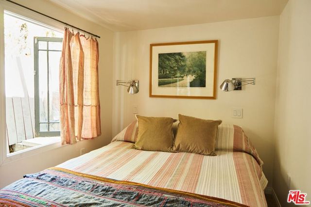 8012 Lark Lane, Los Angeles, CA 90046