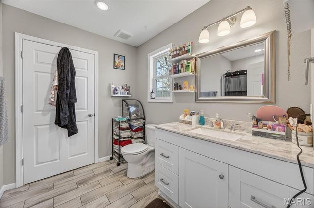 1025 Saint Louis Street, Lebanon, MO 65536