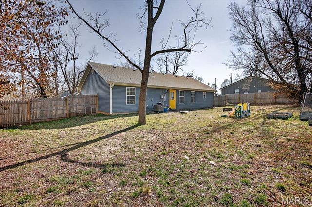1025 Saint Louis Street, Lebanon, MO 65536
