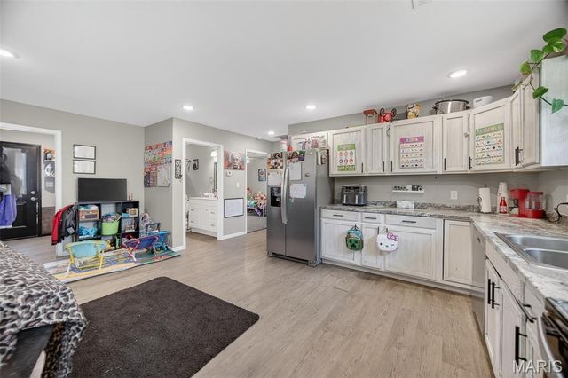 1025 Saint Louis Street, Lebanon, MO 65536