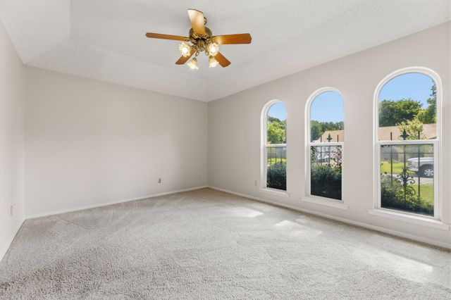 2502 Ashbury Drive, Arlington, TX 76015