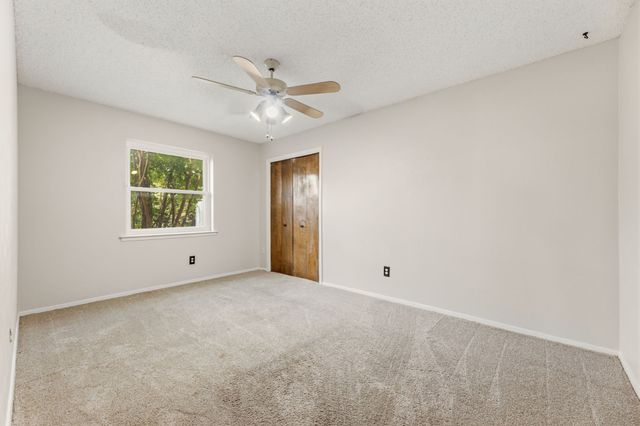 2502 Ashbury Drive, Arlington, TX 76015