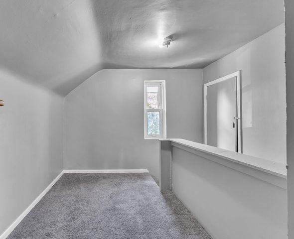 10904 N Mogul Street, Detroit City, MI 48224