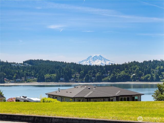 13510 79th Ave Ct NW, Gig Harbor, WA 98329