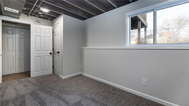 9212 Constance Street, Lenexa, KS 66215