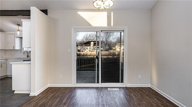 9212 Constance Street, Lenexa, KS 66215