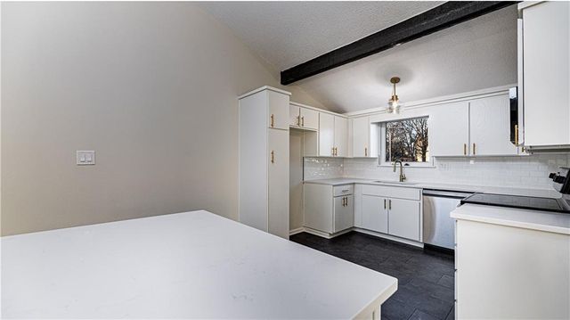 9212 Constance Street, Lenexa, KS 66215