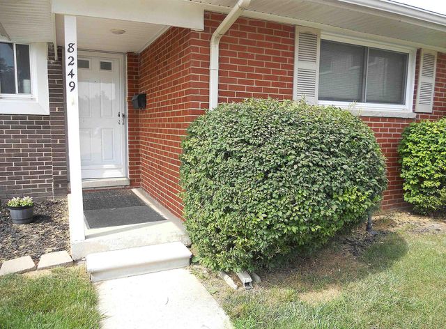 8249 Dartmouth Avenue, Warren, MI 48093