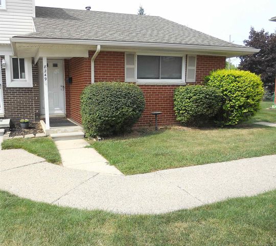 8249 Dartmouth Avenue, Warren, MI 48093