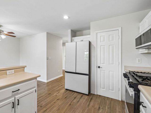 136 Oak Valley Dr, Spring Hill, TN 37174