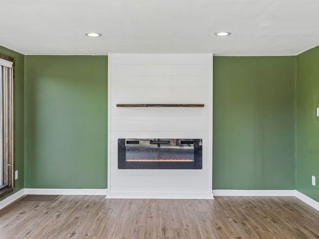 136 Oak Valley Dr, Spring Hill, TN 37174