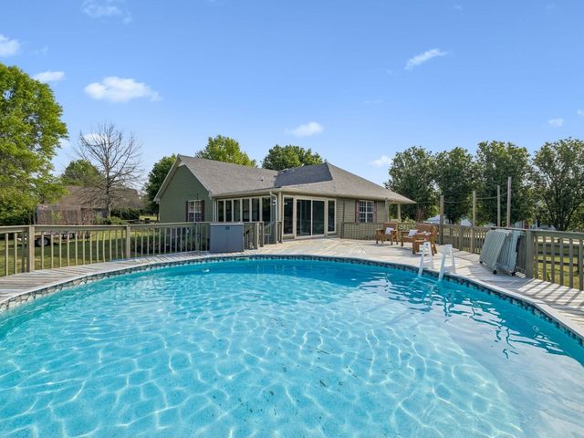 136 Oak Valley Dr, Spring Hill, TN 37174