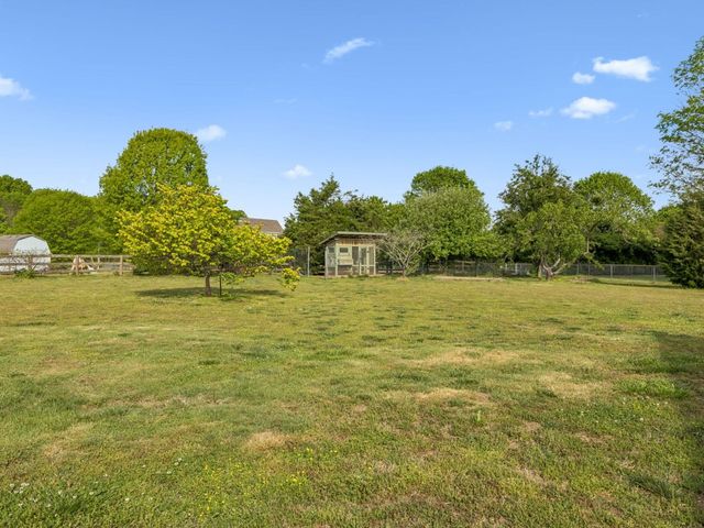 136 Oak Valley Dr, Spring Hill, TN 37174
