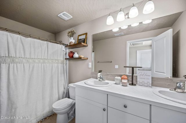 4209 May Ella Lp, Post Falls, ID 83854