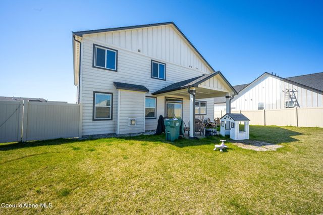 4209 May Ella Lp, Post Falls, ID 83854