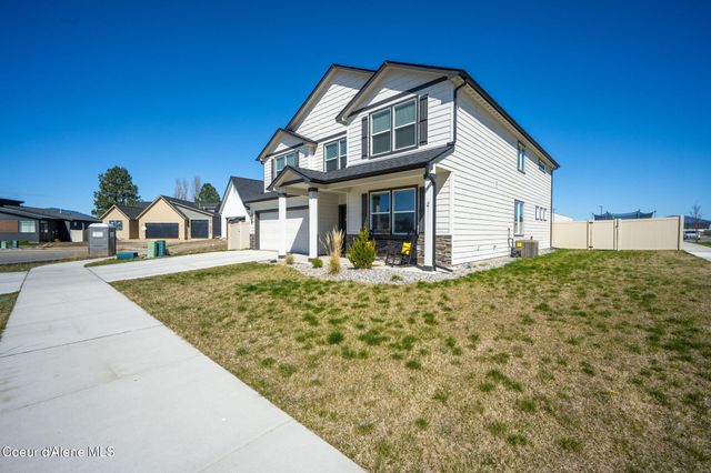 4209 May Ella Lp, Post Falls, ID 83854
