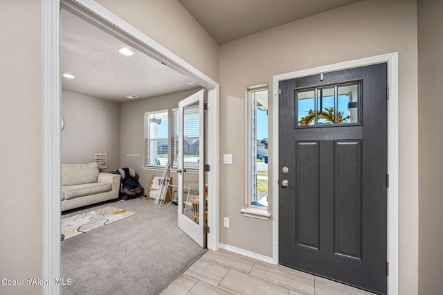 4209 May Ella Lp, Post Falls, ID 83854