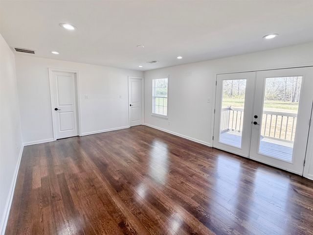 9526 OSBORN RD, Arlington, TN 38002