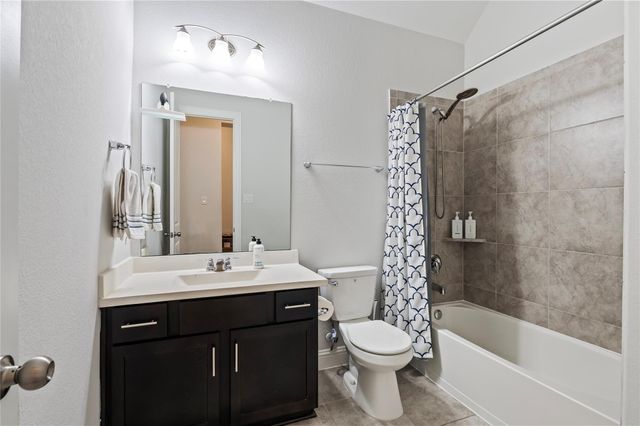 3216 Parker Drive, Pearland, TX 77584