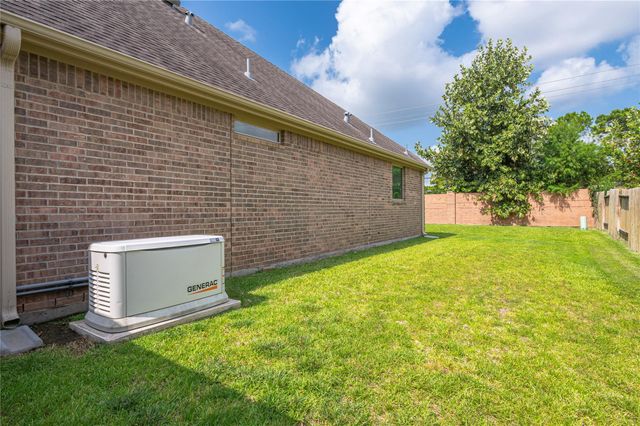 3216 Parker Drive, Pearland, TX 77584