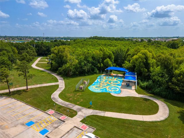 3216 Parker Drive, Pearland, TX 77584