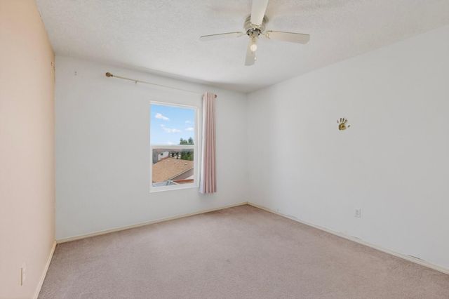 408 Desert Rock Drive SW, Albuquerque, NM 87121