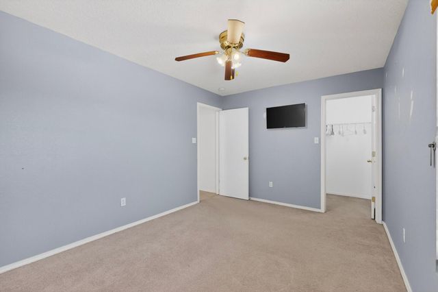 408 Desert Rock Drive SW, Albuquerque, NM 87121