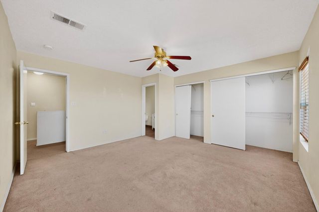 408 Desert Rock Drive SW, Albuquerque, NM 87121