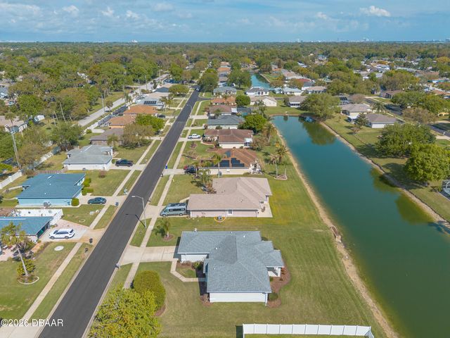 119 Spinnaker Circle, South Daytona, FL 32119