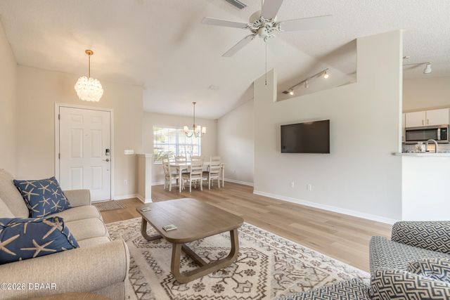 119 Spinnaker Circle, South Daytona, FL 32119