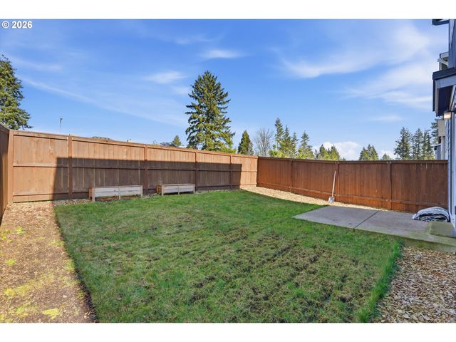 8815 Sw MOHEGAN Ln, Tualatin, OR 97062