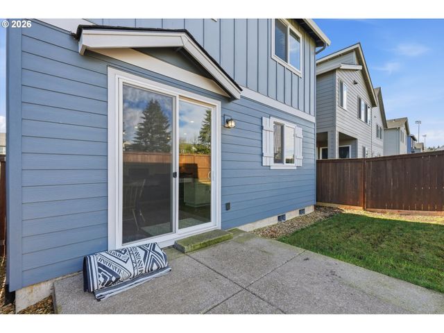 8815 Sw MOHEGAN Ln, Tualatin, OR 97062