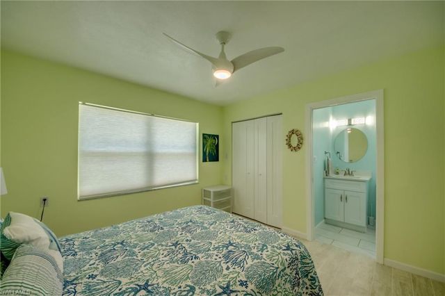 2567 Cay CV, Matlacha, FL 33993