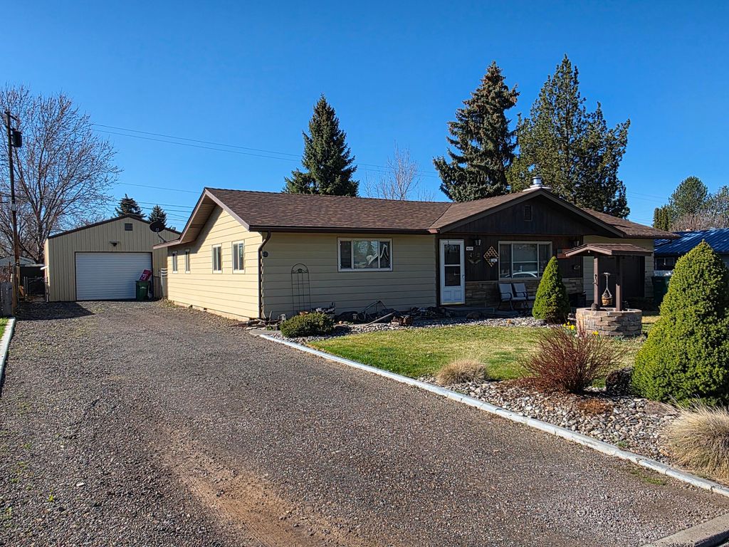 4302 Onyx Avenue, Klamath Falls, OR 97603