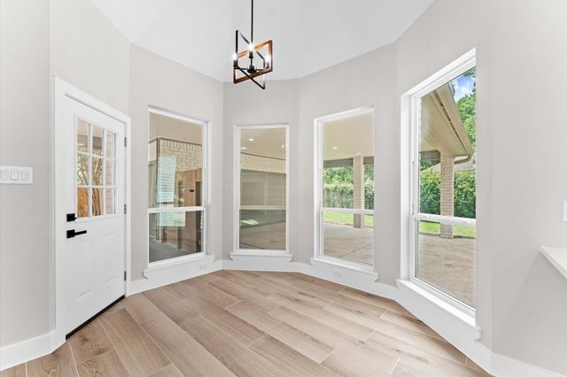 17603 Surreywest Lane, Spring, TX 77379