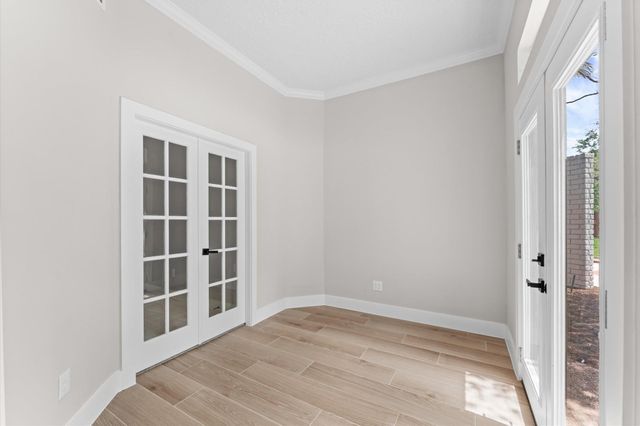 17603 Surreywest Lane, Spring, TX 77379