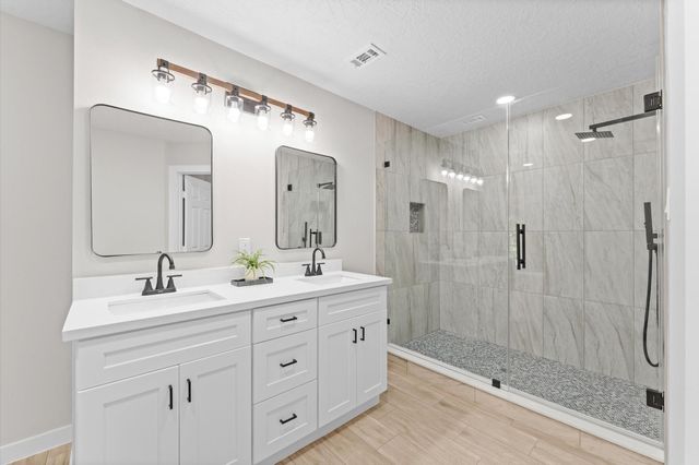 17603 Surreywest Lane, Spring, TX 77379