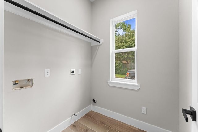 17603 Surreywest Lane, Spring, TX 77379