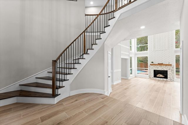 17603 Surreywest Lane, Spring, TX 77379