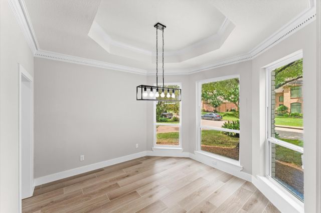 17603 Surreywest Lane, Spring, TX 77379