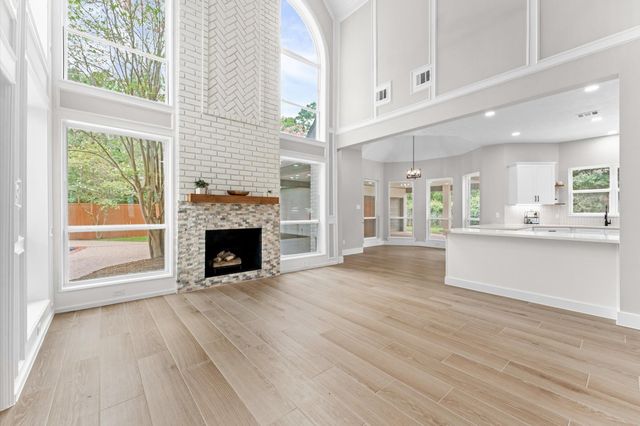 17603 Surreywest Lane, Spring, TX 77379