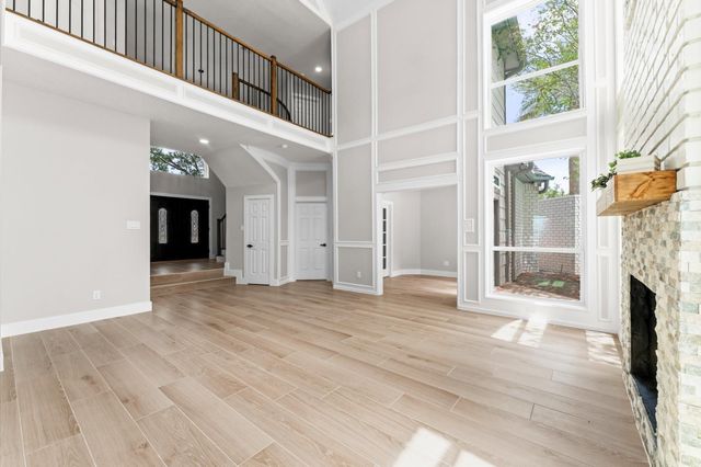 17603 Surreywest Lane, Spring, TX 77379