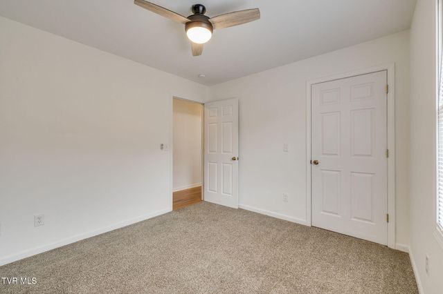 227 Mountain View Drive, Mount Carmel, TN 37645